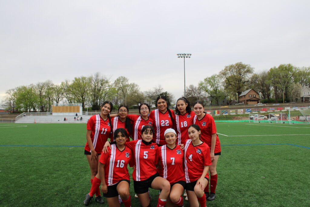 Guadalupe Centers, High School - Image 9